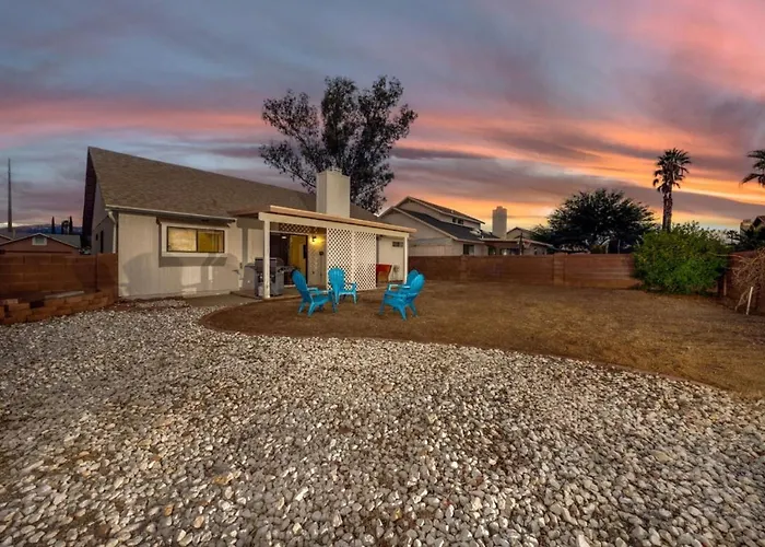 Near Nw Hospital, 3 Bedroom 2 Ba, Fenced, Garage *