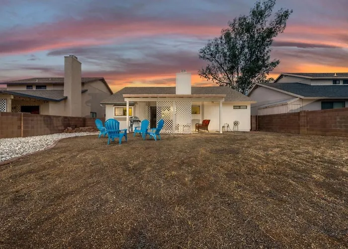 Near Nw Hospital, 3 Bedroom 2 Ba, Fenced, Garage * Tucson